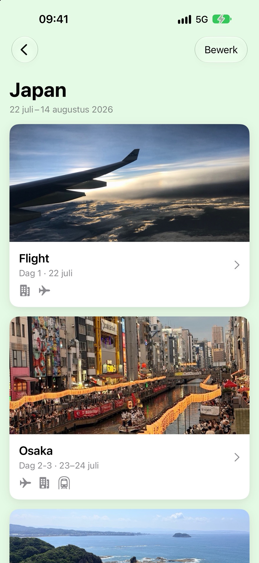 Het reisoverzicht in TravElly: de bestemmingen van een Japanreis met dagnummers en datums